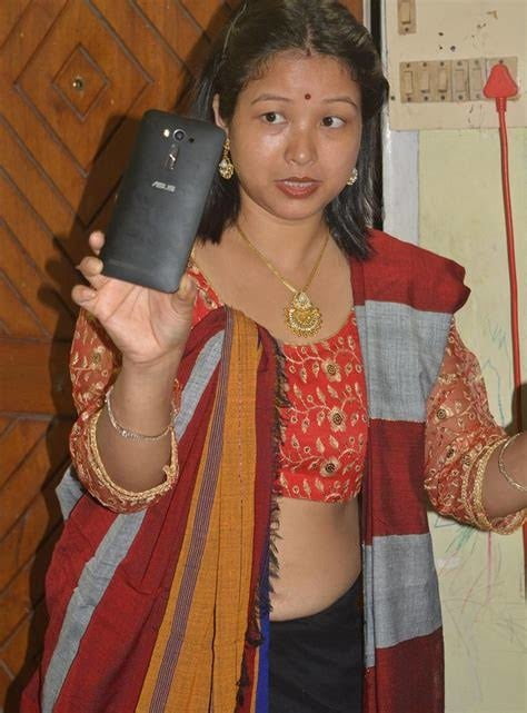 Desi MILFs hidden image #105804802