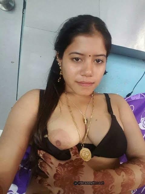 Desi MILFs hidden image #105804859