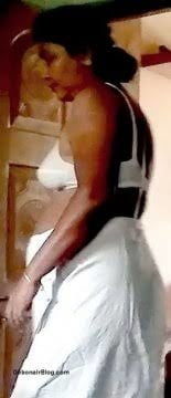 Desi MILFs hidden image #105804906