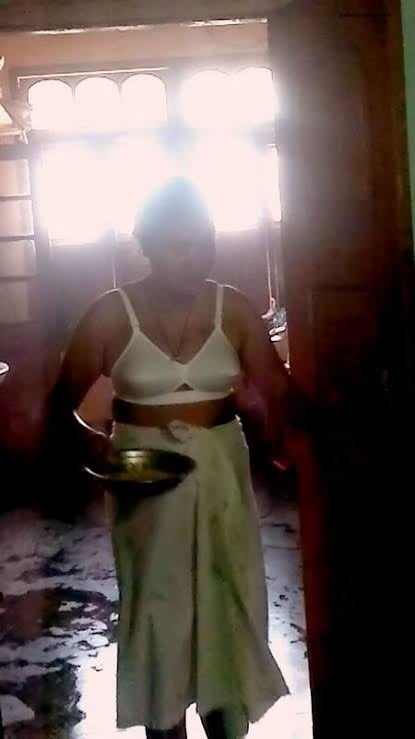 Desi MILFs hidden image #105804910