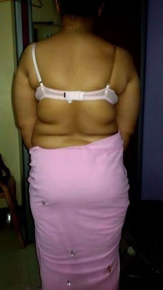 Desi MILFs hidden image #105804937