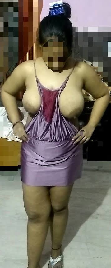 Desi MILFs hidden image #105804978