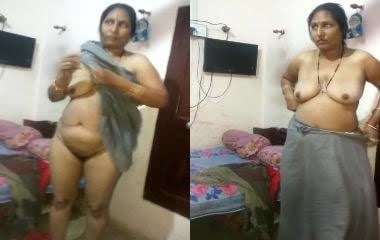 Desi MILFs hidden image #105805007