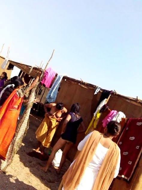 Desi MILFs hidden image #105805064