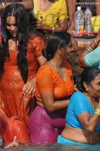 Desi MILFs hidden image #105805196