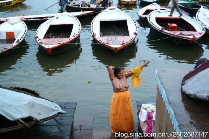 Desi MILFs hidden image #105805217