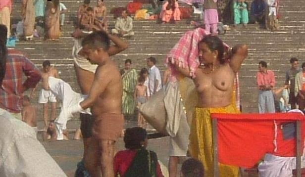 Desi MILFs hidden image #105805225