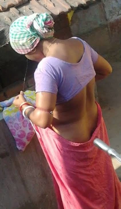 Desi MILFs hidden image #105805244