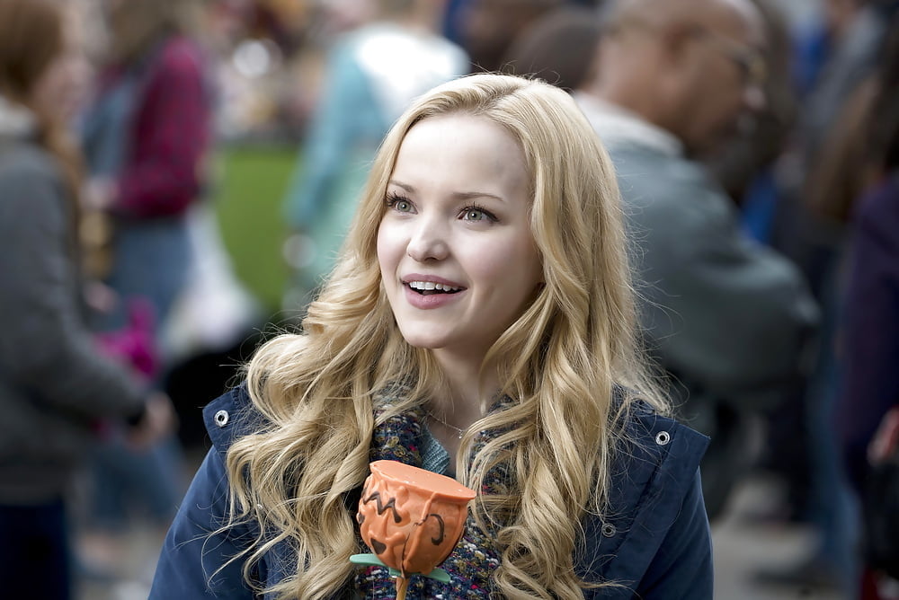 Dove Cameron #104182014