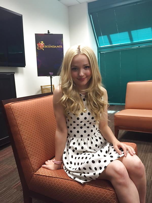 Dove Cameron #104182053