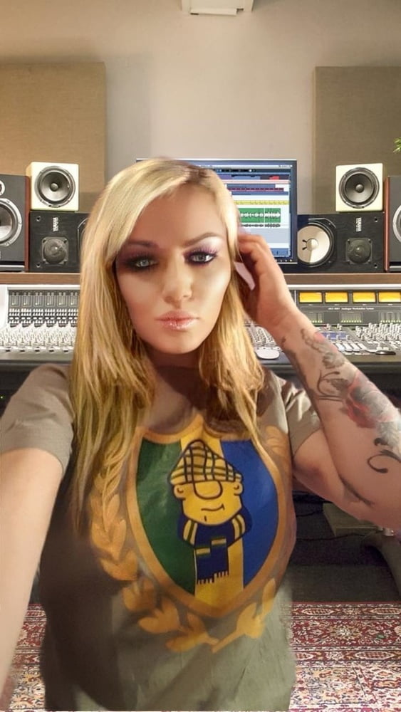 beatriss bg #92915053