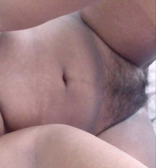 Srilankan esposa caliente rubi
 #90566226