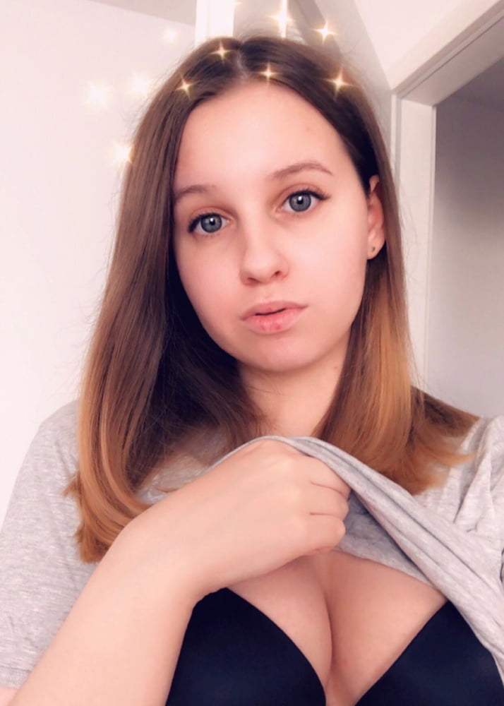 Lisa2001das bin ich :-) lisa, neuerdings 19 jahre jung!
 #95064915