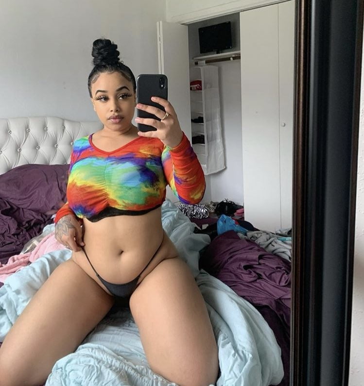 Cuerpo + culo
 #99790792