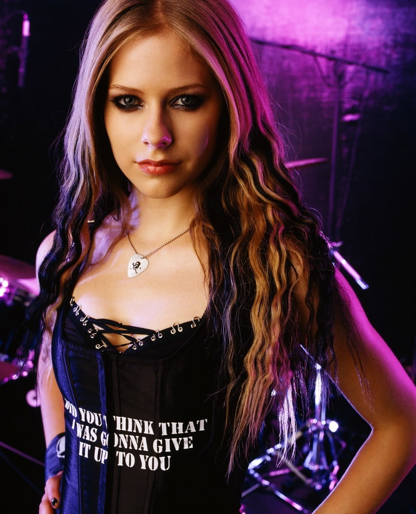 Avril Lavigne #89565688