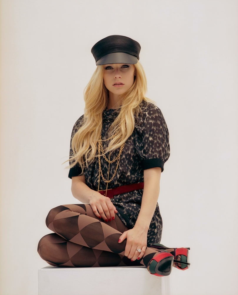 Avril Lavigne #89565726