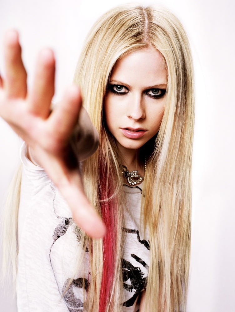 Avril Lavigne #89565728