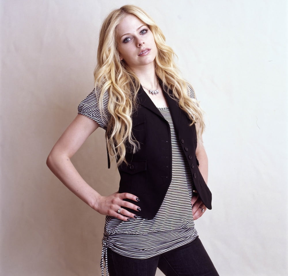 Avril Lavigne #89565782
