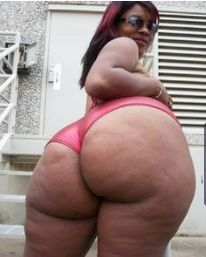 Abuelas culonas y putas
 #99513928