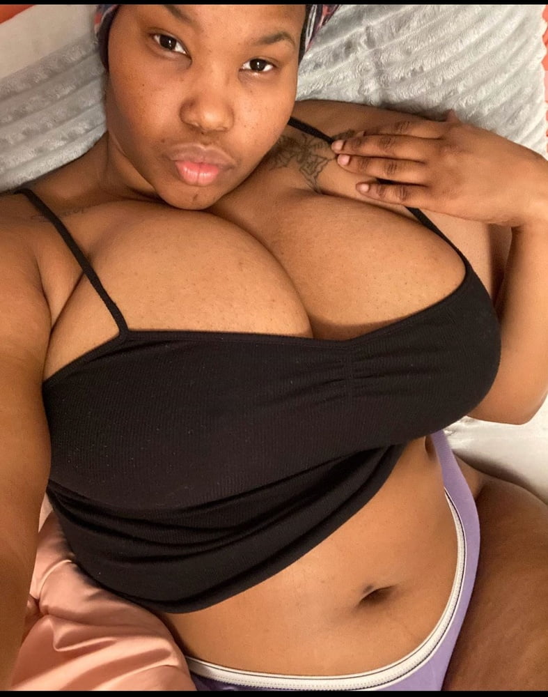 Abuelas culonas y putas
 #99514707