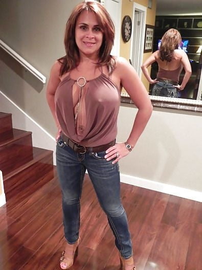 Nicht nackt
 #92661163