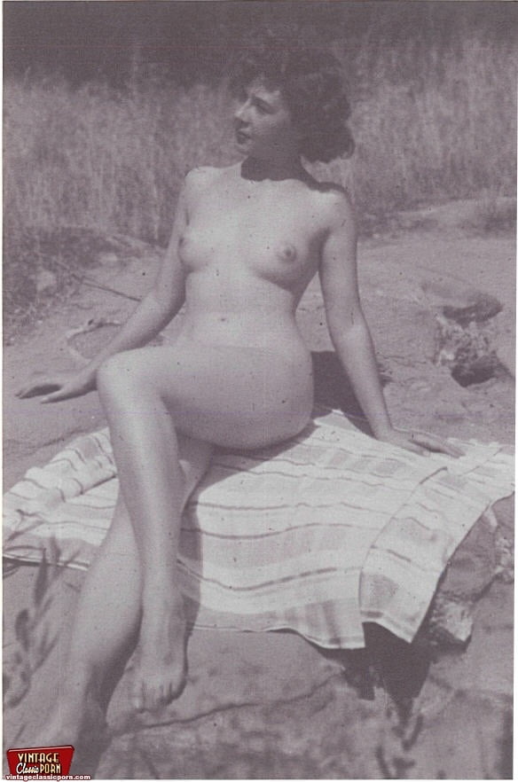 More monochrome vintage #102079640