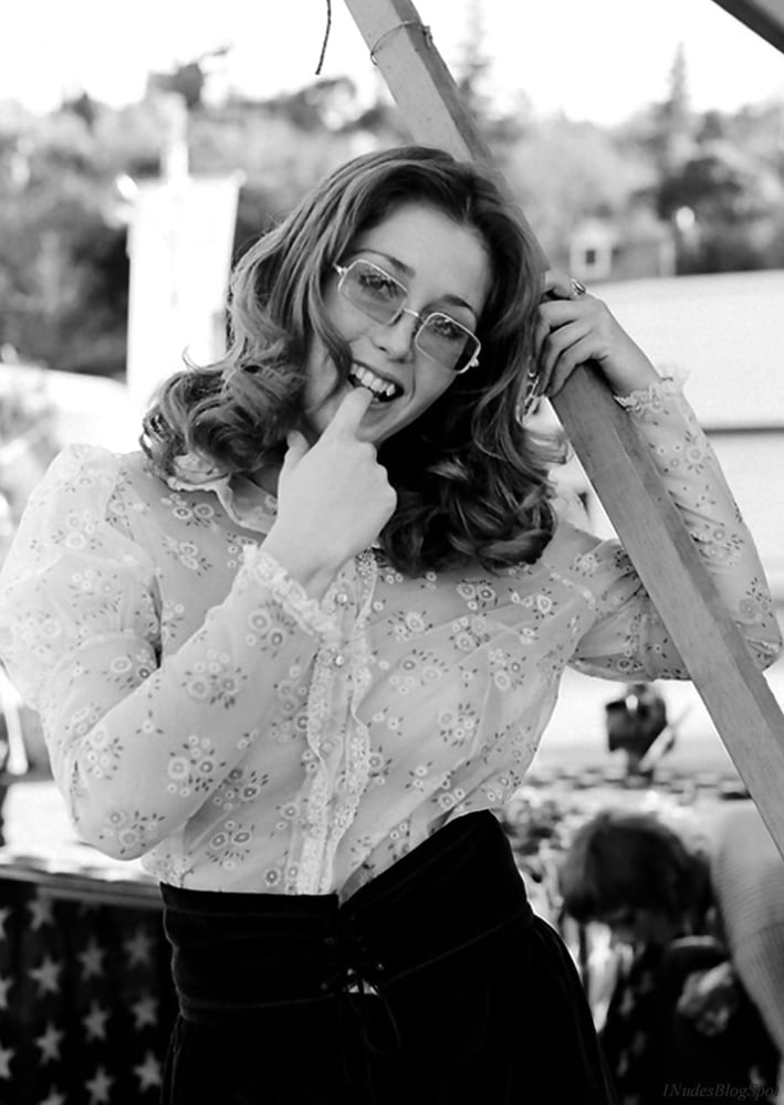 More monochrome vintage #102080053