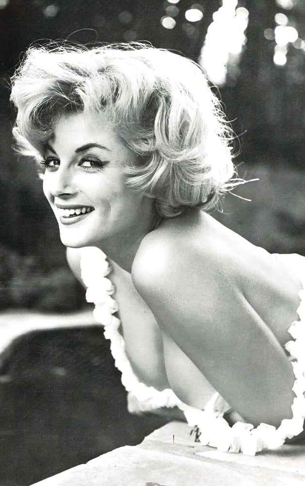 More monochrome vintage #102080071