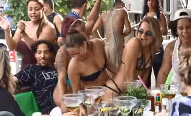 メスの中のゴースト
 #91229755