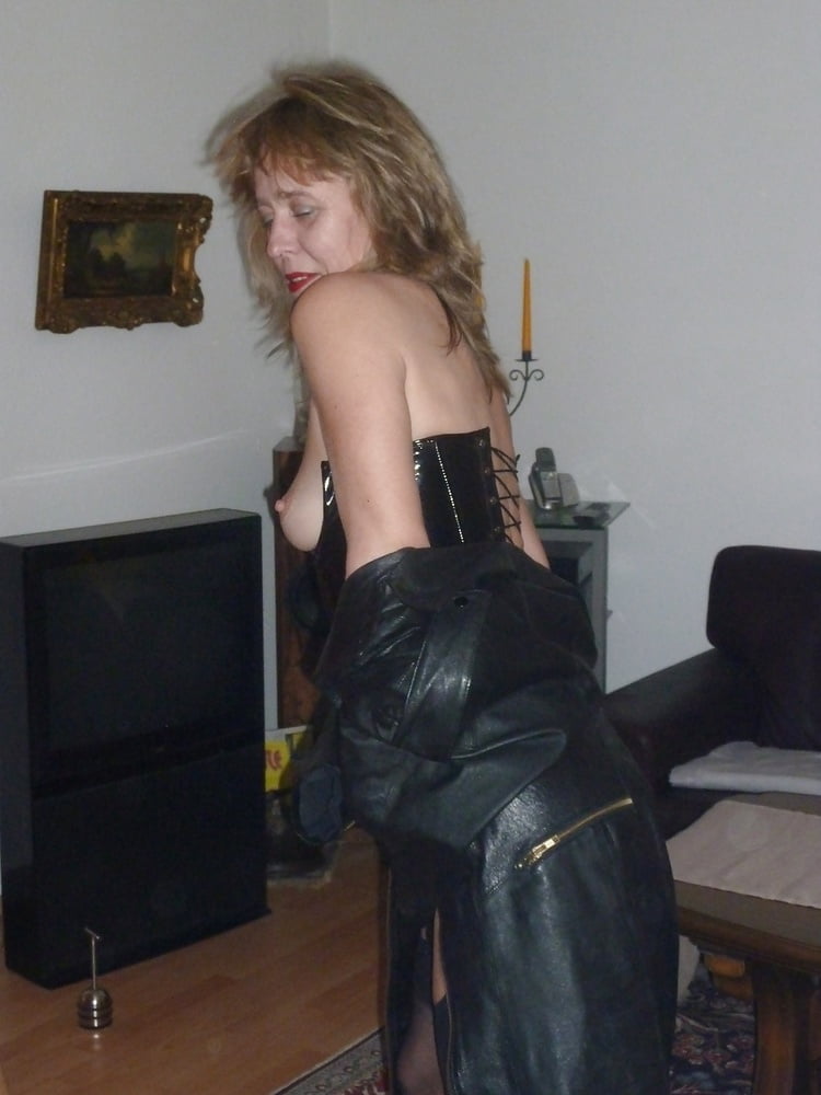 Hot german milf candy - bitch in leather and boots
 #92879009