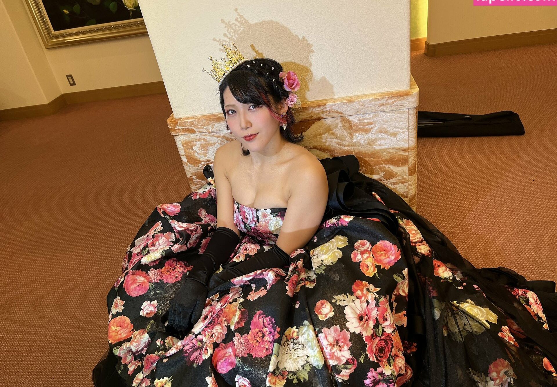 WomenJoshi nackt #109756375