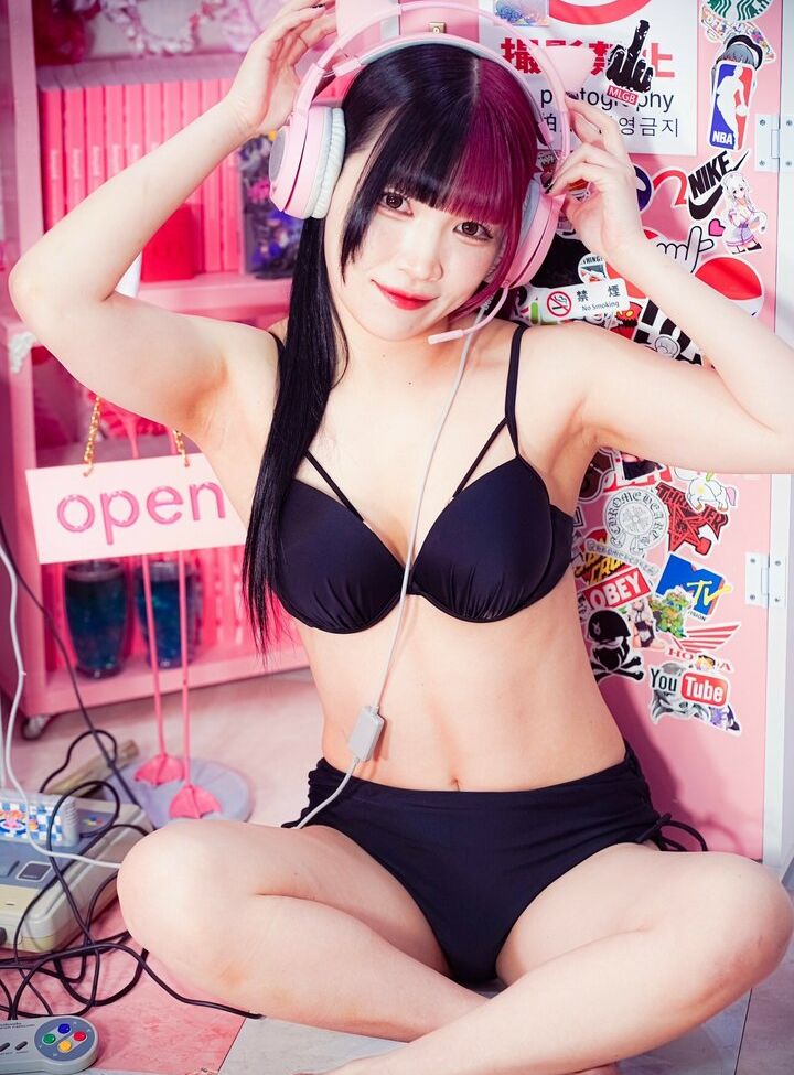 WomenJoshi nackt #109756518