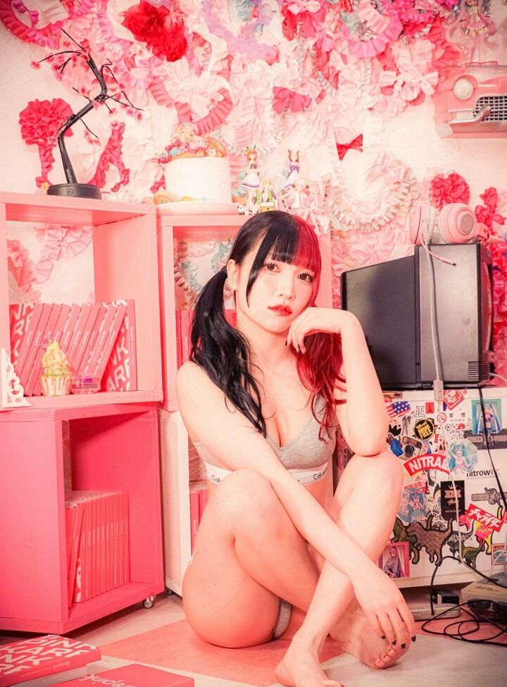 WomenJoshi nackt #109756591