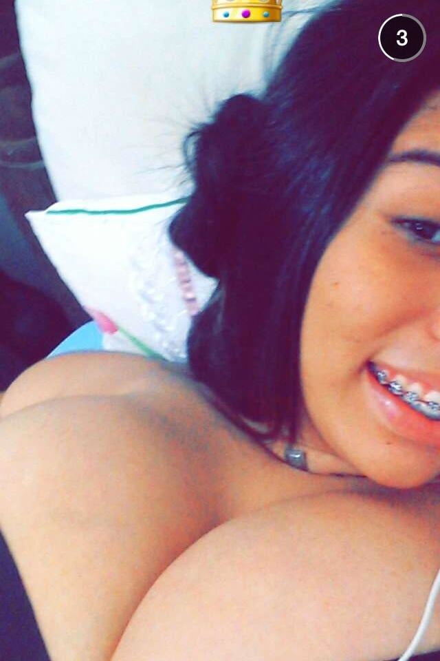 Putita tetona
 #88149241