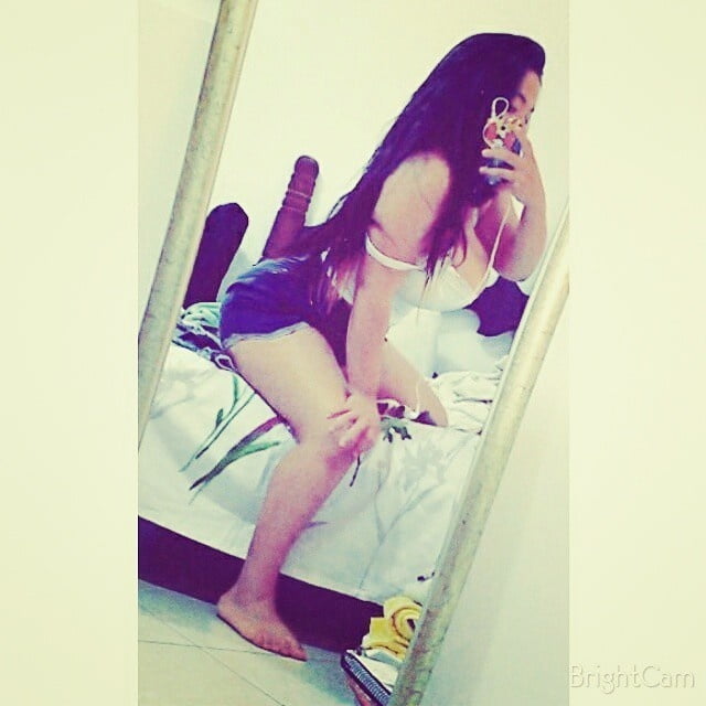 Putita tetona
 #88149329