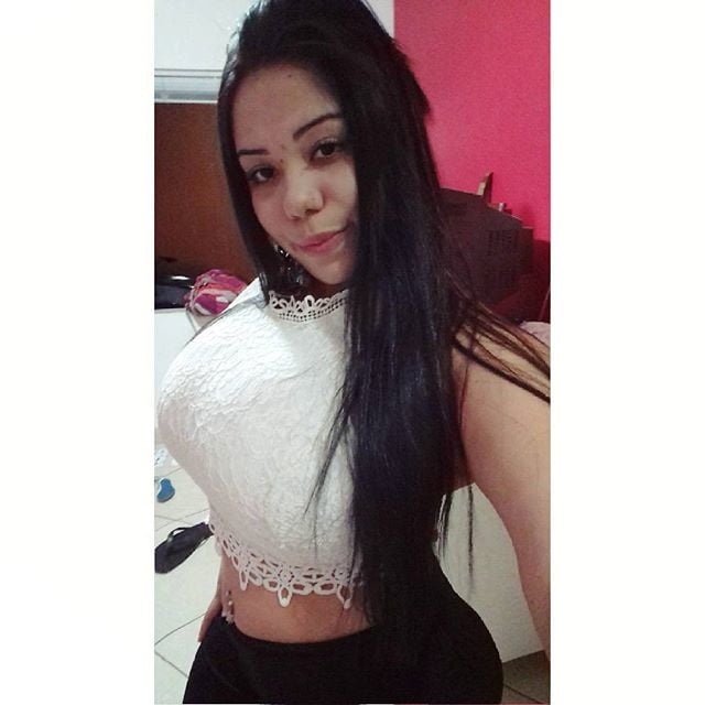 Putita tetona
 #88149348