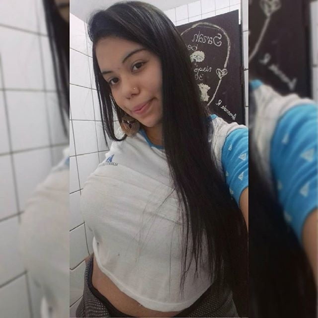 Putita tetona
 #88149362