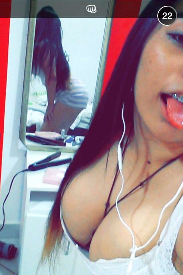 Putita tetona
 #88149445