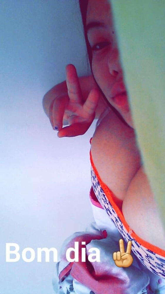 Putita tetona
 #88149451