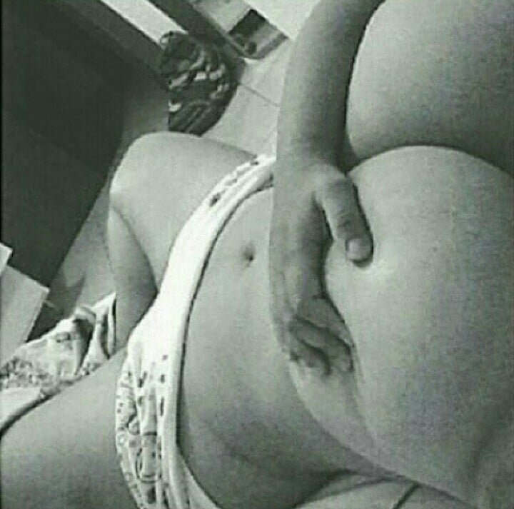 Putita tetona
 #88149478