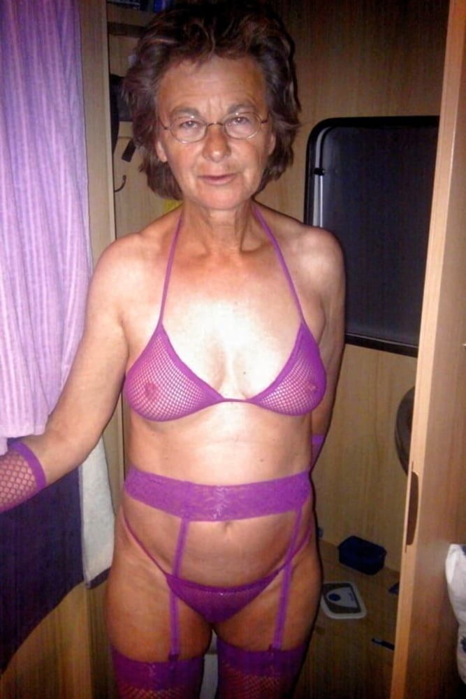 熟女とおばさん 487
 #88421101