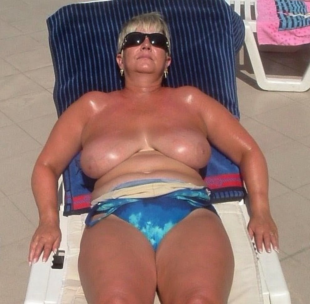 熟女とおばさん 487
 #88421208