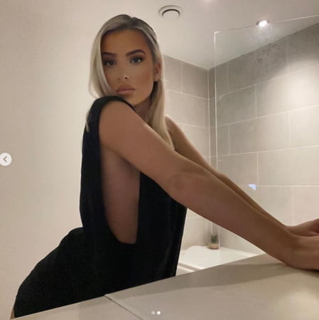 Verdammt heiße Insta-Mädchen (51)
 #82004517