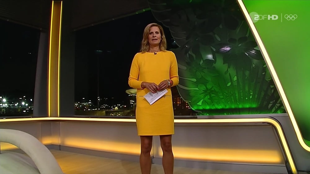 Milf de la televisión alemana katrin mueller hohenstein
 #92451306