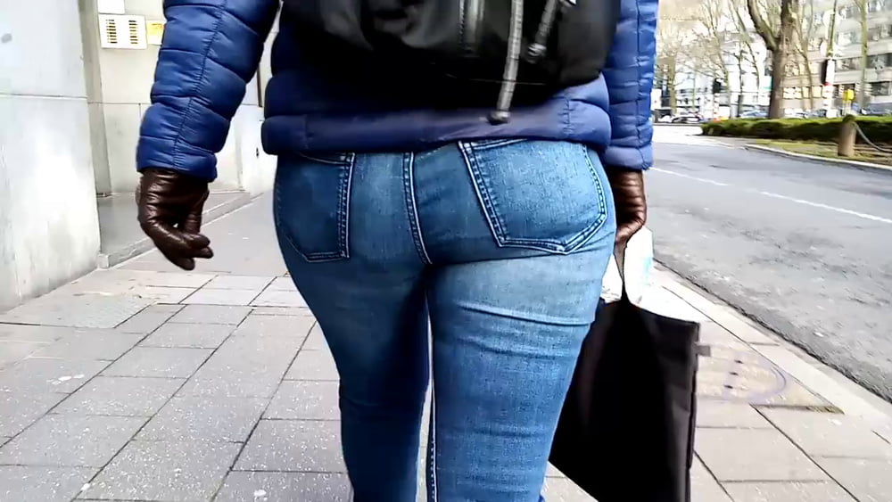 Big Booty Milf in JEANS #103472269