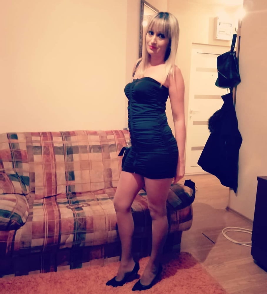 Serbe belle maman blonde maigre tanja jakovljevic
 #93110093