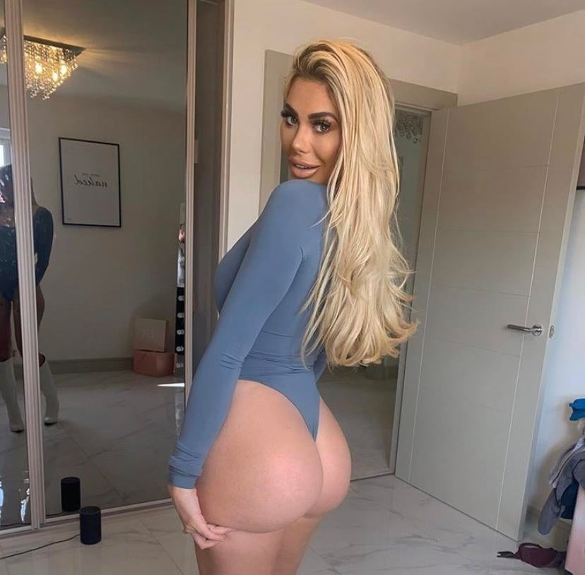 Chloe ferry
 #100356031