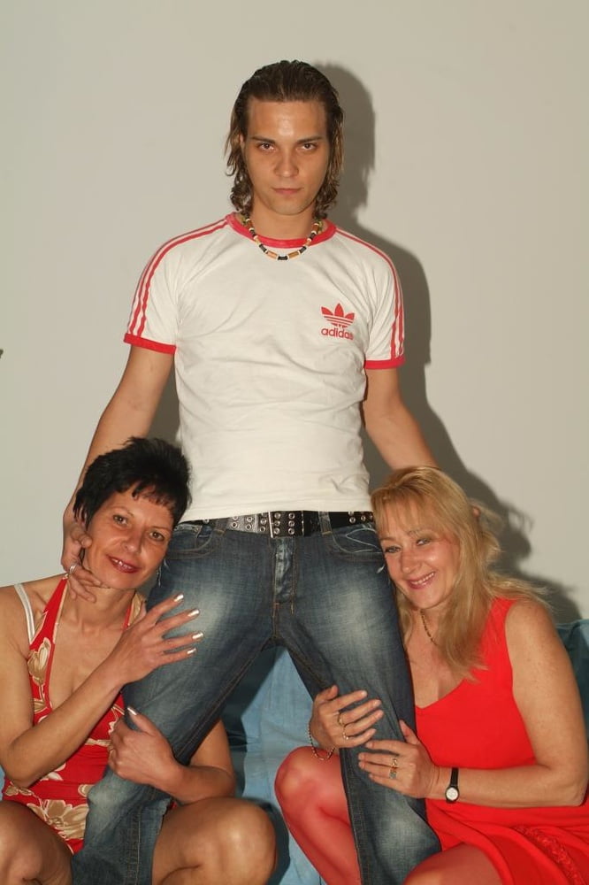 Älter und heiß 221 (jung mit alt)
 #88934975