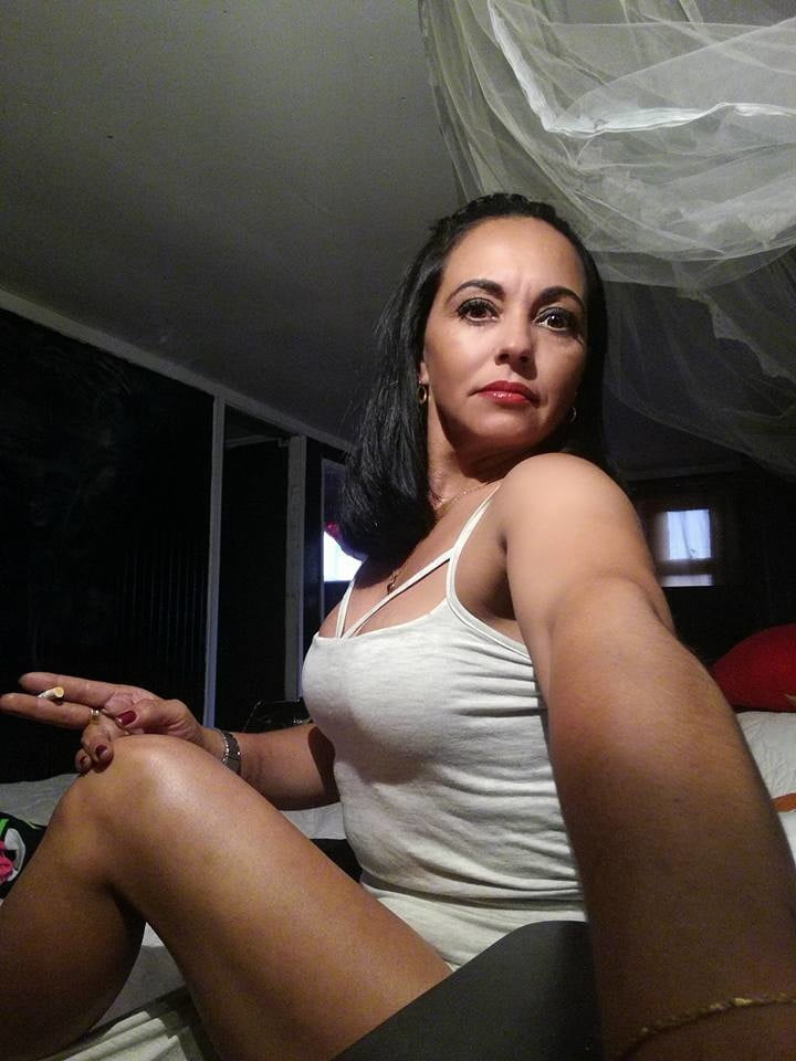 Facebook Milfs #87786833