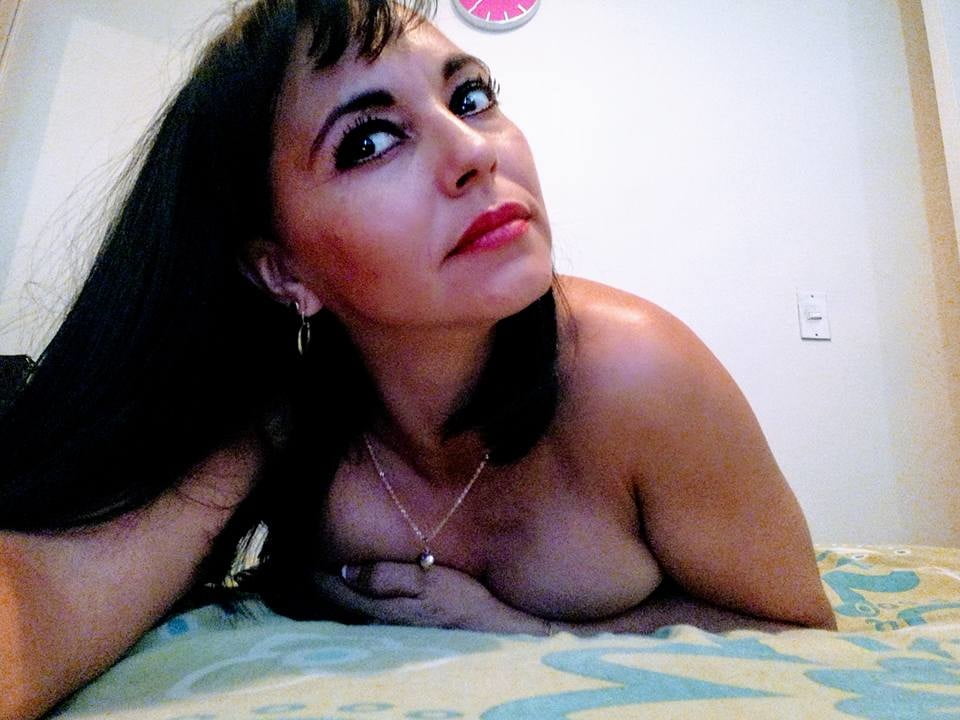 Facebook Milfs #87786839
